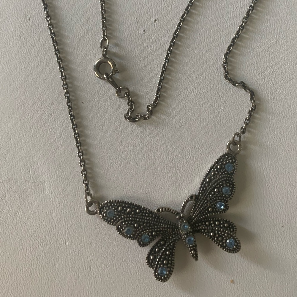Butterfly Necklace blue crystals - Picture 4 of 10